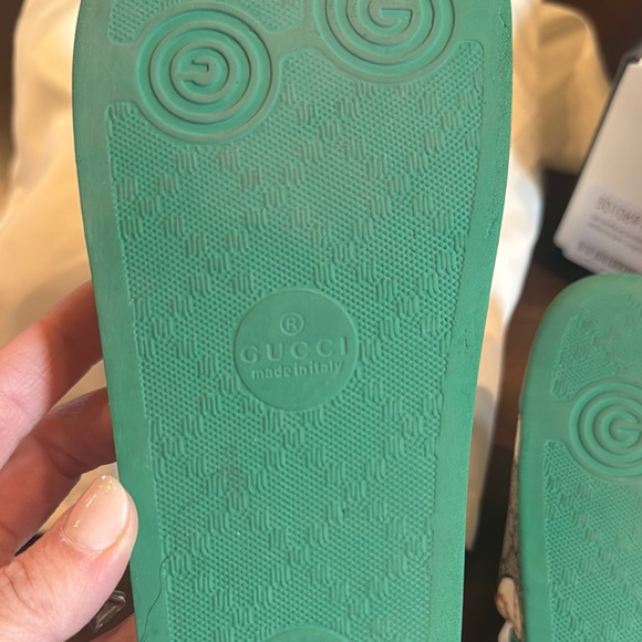 Gucci Youth Boys Shoes size 12 - Picture 6 of 11